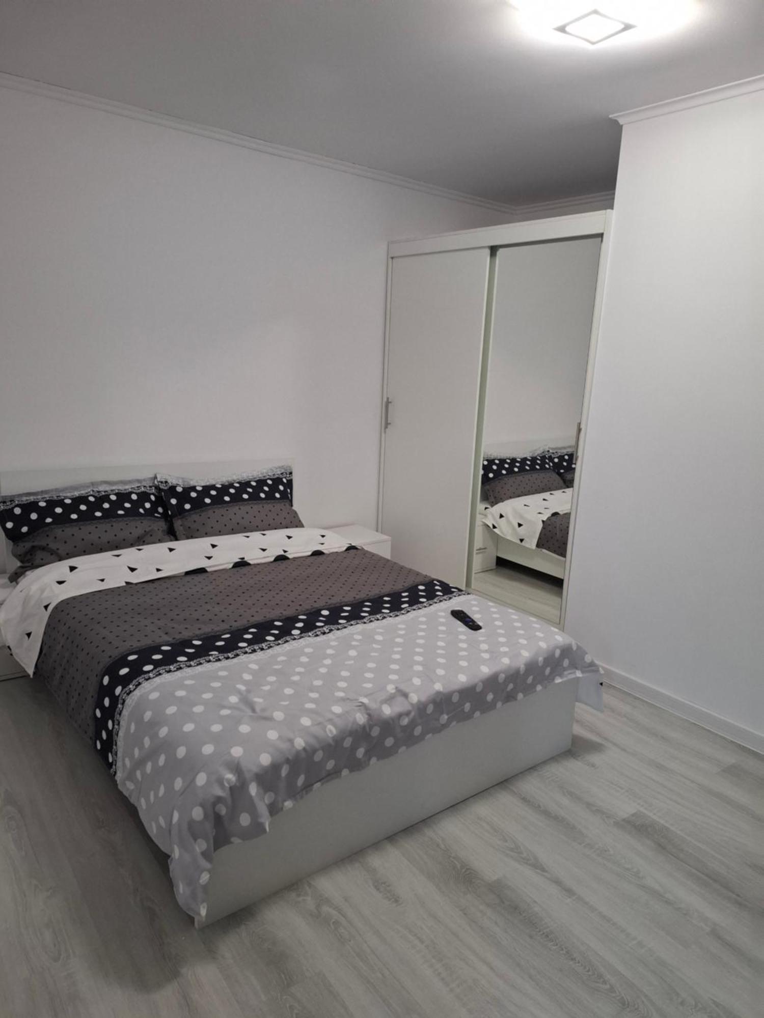 Hotel La Dede Calafat Exteriér fotografie